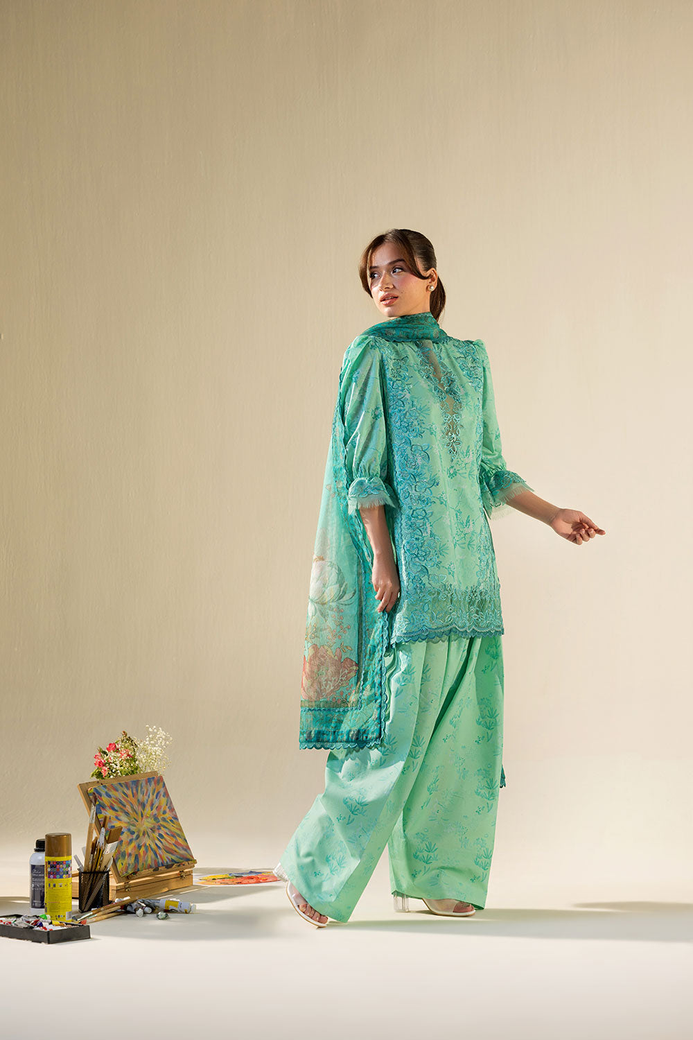 Design 4B Vital 2026 Unstitched