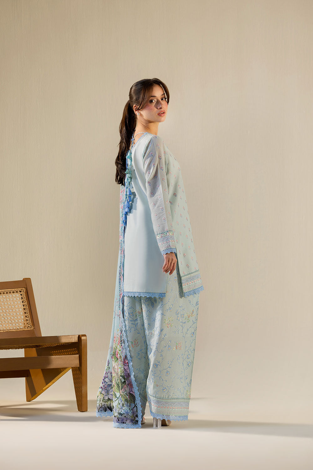 Design 10B Vital 2026 Unstitched